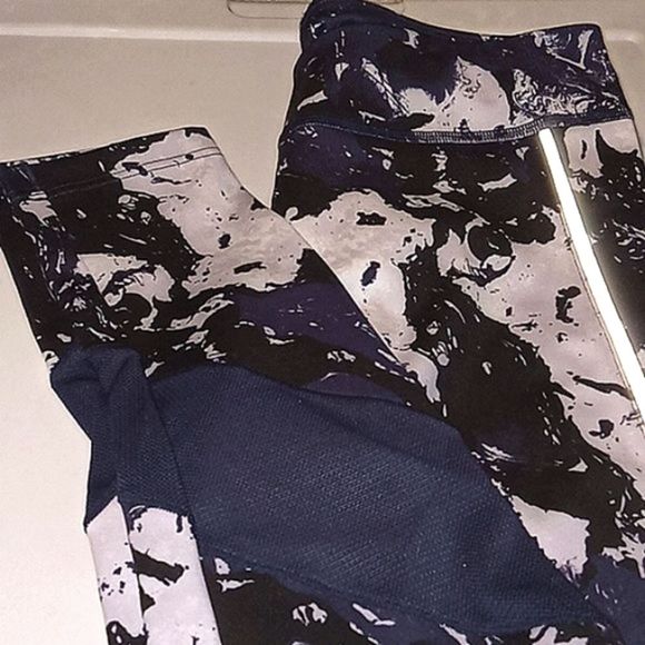 USAPRO MARBLE BLUE AND BLACK LEGGIND WITH SILVER REFLECTING STRIPES - Picture 2 of 4